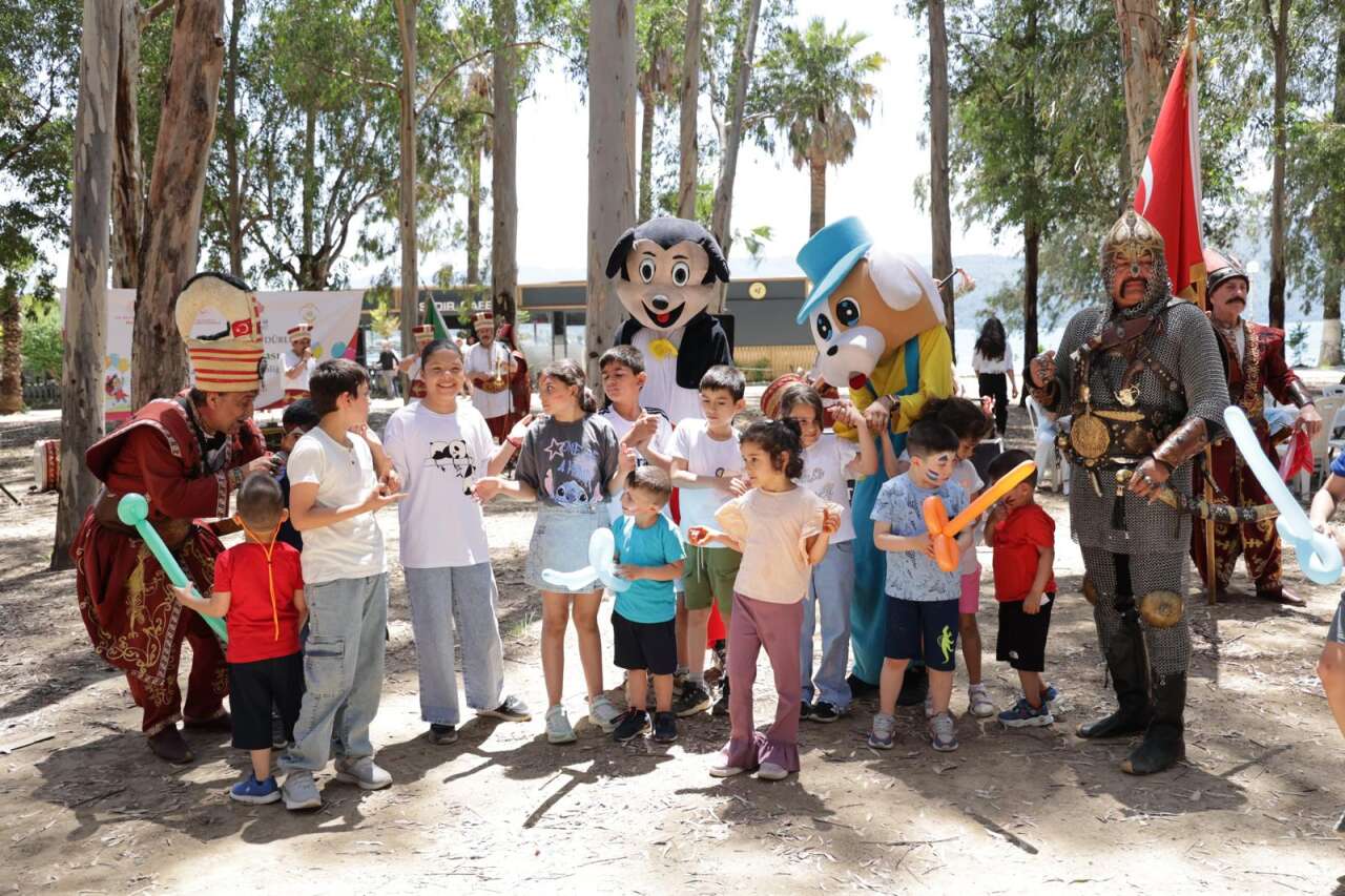 Vakıf Haftası ve Aile Haftası Kapsamında Akyaka’da Piknik Etkinliği Düzenlendi 1